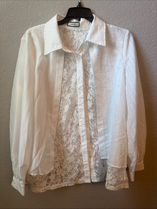 Kuose Tops - KUOSE White Lace Button-Up Blouse